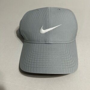 Nike Gray Cap Legacy 91 Dri-Fit new no tags unisex